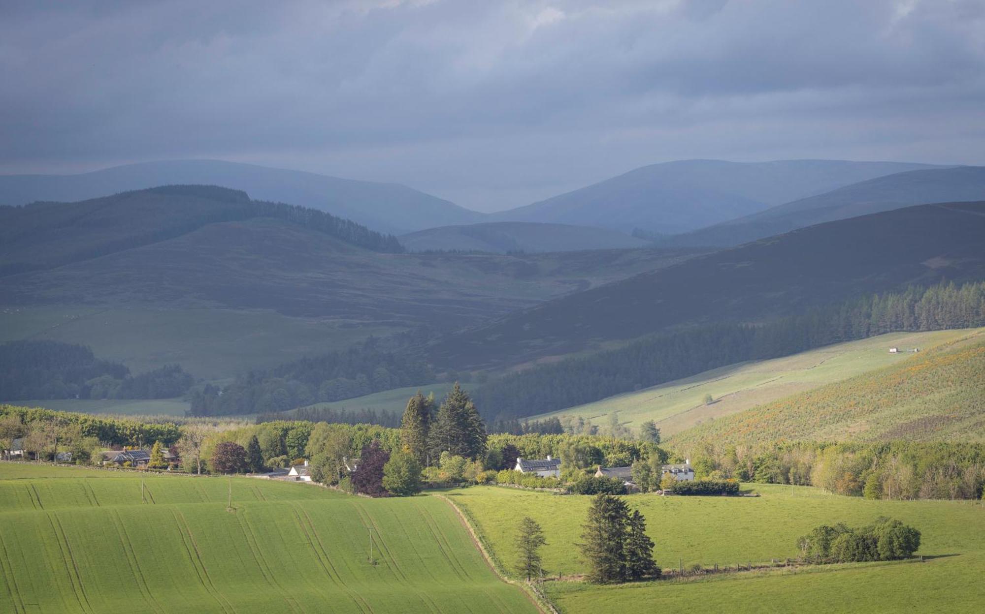 Clova Pod, Kilry Eco Pods Hotel Blairgowrie and Rattray Exterior photo